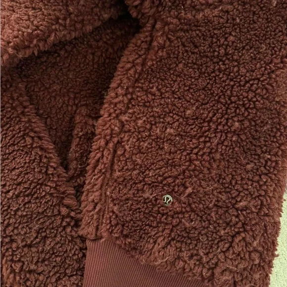 lululemon athletica Maroon Sherpa Hoodie - Picture 2 of 3